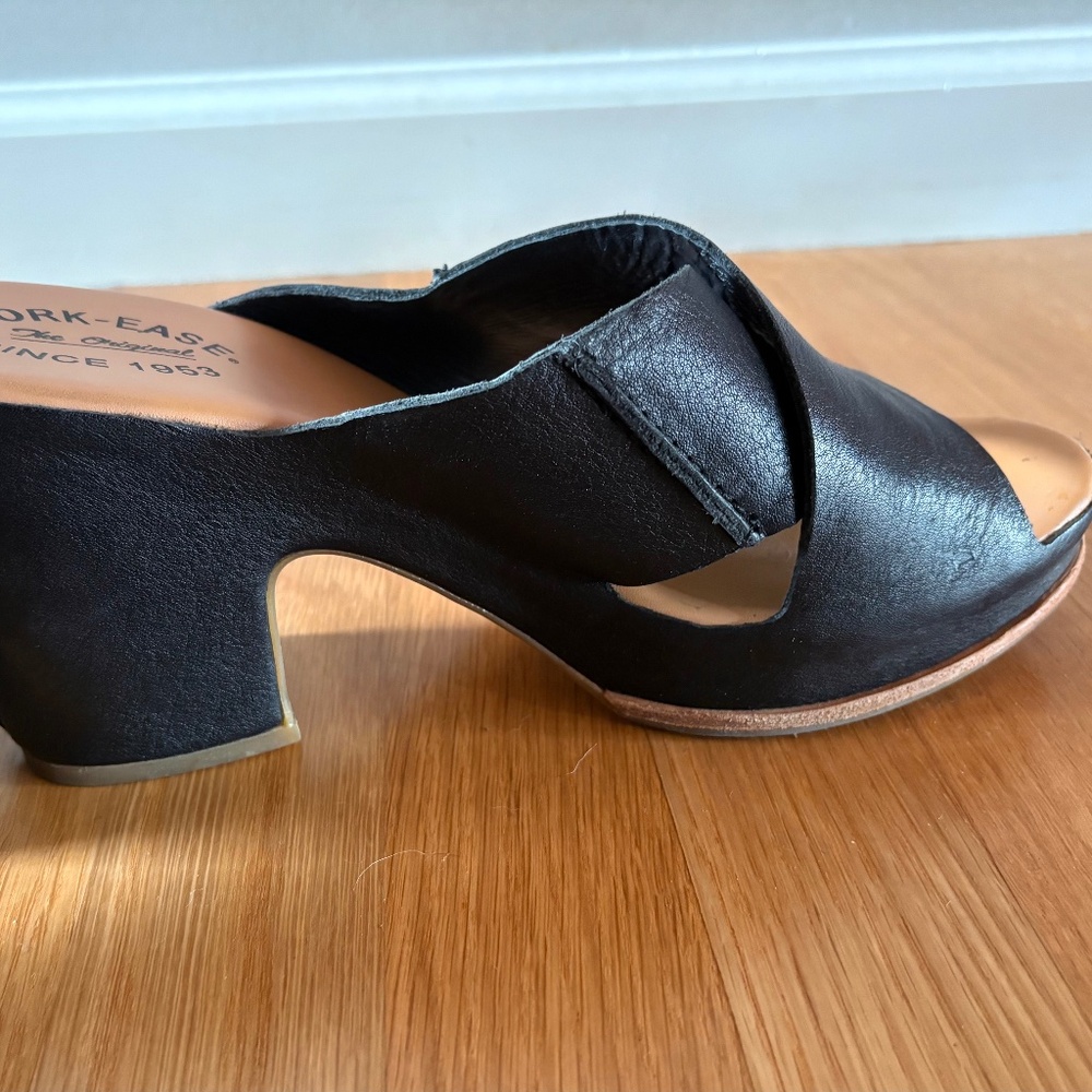 Kork-Ease, Garden Platform Black Leather Slide - Nearly New!